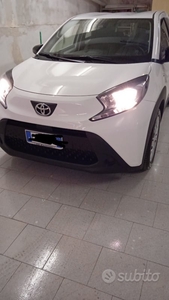 Usato 2023 Toyota Aygo 1.0 Benzin 72 CV (14.900 €)