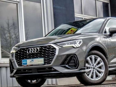 Usato 2024 Audi Q3 1.4 Benzin 150 CV (48.500 €)