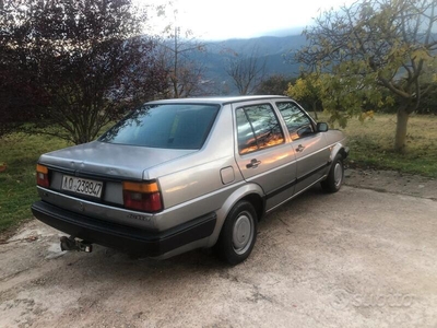 Usato 1988 VW Jetta 1.3 Benzin 60 CV (1.700 €)