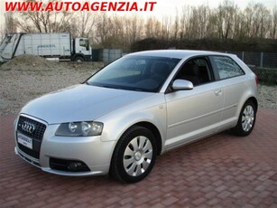 Audi A3 1.6 Ambiente usato