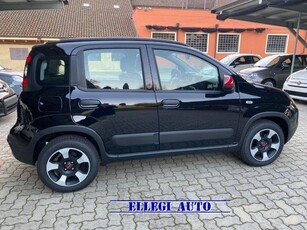 FIAT Panda Cross PROMO FINANZ RED 1.0 FireFly 5 POSTI Hybrid KM 0 Elettrica/Benzina