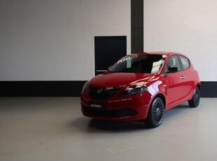 LANCIA Ypsilon 1.0 FireFly 5 porte S&S Hybrid Silver Elettrica/Benzina