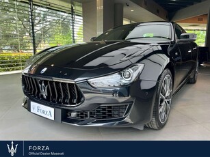 Maserati Ghibli MHEV 330 CV