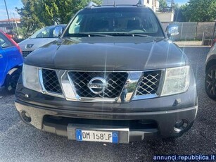 Nissan Navara 2.5 dCi 4 porte Double Cab LE Padova