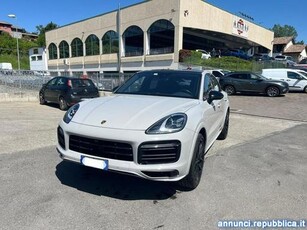 Porsche Cayenne Coupé 3.0 V6 E-Hybrid Medesano