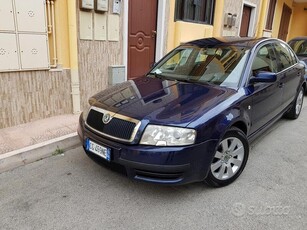 Usato 2003 Skoda Superb 1.9 Diesel 130 CV (1.500 €)