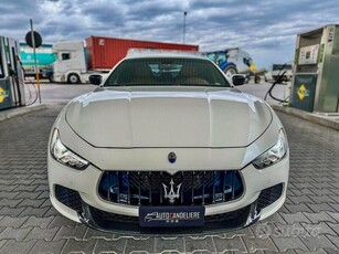 Usato 2015 Maserati Ghibli 3.0 Diesel 275 CV (32.500 €)