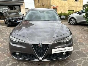 Usato 2016 Alfa Romeo Giulia 2.1 Diesel 150 CV (18.900 €)