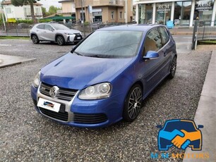 Volkswagen Golf 3.2 VR6 4mot. 3p. DSG R32 usato