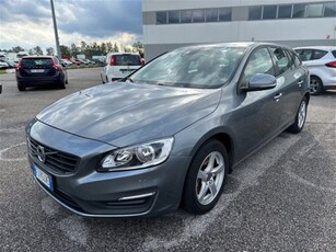 Volvo V60 D2 Geartronic Business usato