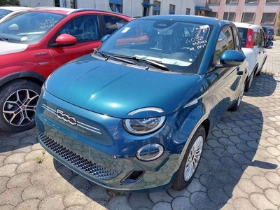 Usato 2023 Fiat 500e 1.0 El 58 CV (29.800 €)
