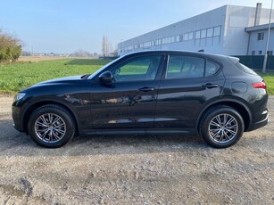 Alfa Romeo Stelvio 2.2 Turbodiesel 180CV AT8 Q4 Executive