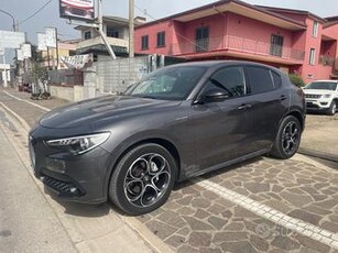 Alfa Romeo Stelvio 2.2 Turbodiesel 210 CV AT8 Q4 V