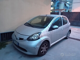 Aygo 5 porte automatica