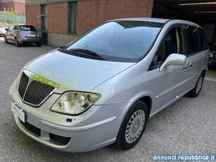 Lancia Phedra 2.0 JTD automatica Suisio