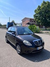 Lancia Ypsilon 1.3 MJT 90 CV Platino