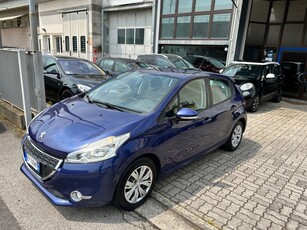 Peugeot 208 1.2 VTi 82 CV 5 porte Access