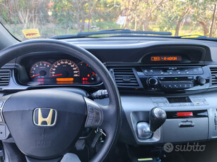 Usato 2005 Honda FR-V 2.2 Diesel 140 CV (4.000 €)
