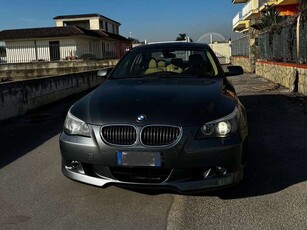 Usato 2006 BMW 530 3.0 Benzin 258 CV (11.900 €)