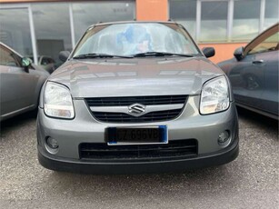 Usato 2006 Suzuki Ignis 1.5 Benzin 99 CV (4.600 €)