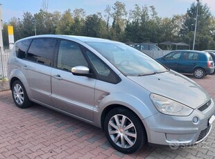 Usato 2007 Ford S-MAX 2.0 Diesel 140 CV (4.000 €)