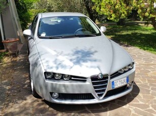 Usato 2010 Alfa Romeo 1750 1.7 Benzin 200 CV (14.000 €)