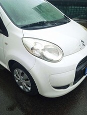 Usato 2010 Citroën C1 1.0 Benzin 68 CV (3.700 €)