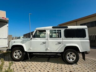 Usato 2010 Land Rover Defender 2.4 Diesel 122 CV (38.900 €)