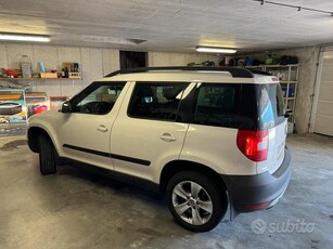 Usato 2013 Skoda Yeti 1.6 Diesel 105 CV (8.900 €)