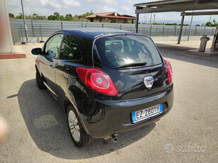 Usato 2015 Ford Ka 1.2 Benzin 69 CV (7.000 €)