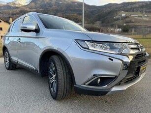 Usato 2015 Mitsubishi Outlander 2.3 Diesel 150 CV (9.900 €)