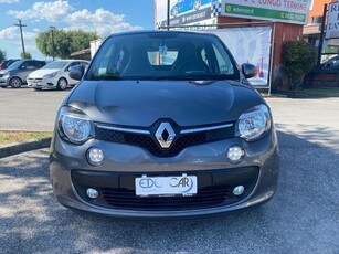 Usato 2017 Renault Twingo 1.0 Benzin 69 CV (12.300 €)