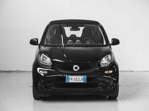 Usato 2017 Smart ForTwo Cabrio 1.0 Benzin 71 CV (12.900 €)