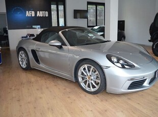 Usato 2018 Porsche 718 Boxster 2.0 Benzin 300 CV (69.000 €)