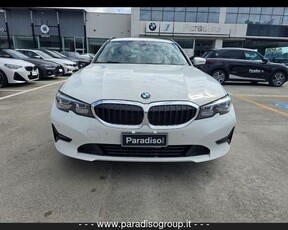 Usato 2020 BMW 318 2.0 Diesel 150 CV (25.900 €)