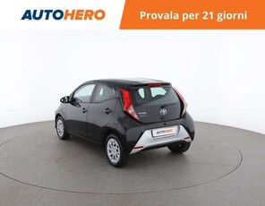 Usato 2021 Toyota Aygo 1.0 Benzin 72 CV (10.499 €)