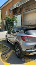 Usato 2022 Renault Captur 1.0 Benzin 101 CV (19.800 €)