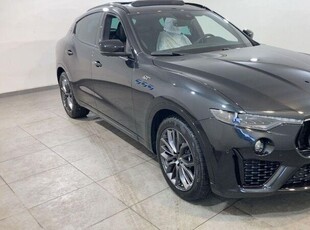 Usato 2023 Maserati Levante 2.0 El_Hybrid 334 CV (83.900 €)