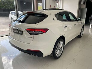 Usato 2024 Maserati Levante 3.0 Benzin 349 CV (114.900 €)