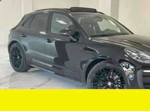 Usato 2024 Porsche Macan Benzin (96.000 €)