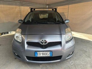 Venduto Toyota Yaris 1.0 5 porte Sol - auto usate in vendita