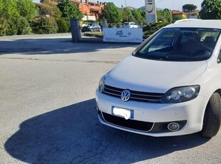 Volkswagen Golf 1.4 benzina plus