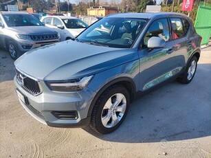 Volvo XC40 T4 AWD Geartronic Momentum