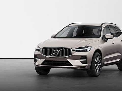 Volvo XC60 Mild Hybrid B4 (d) AWD automatico Core da Test Grifo Caravan