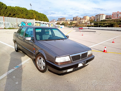 Lancia thema