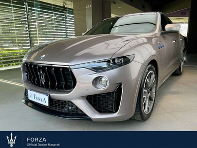 2022 MASERATI Levante