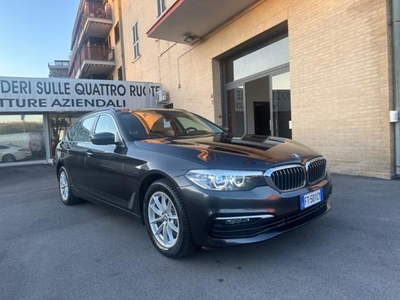 BMW Serie 5 Touring 520d xDrive Business usato