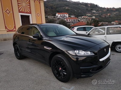 Jaguar f pace 2.0 D 180cv anno 2018