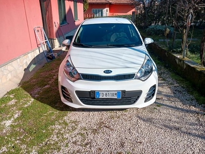 KIA Rio 3ª serie - 2016