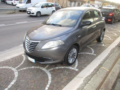 Lancia Ypsilon 1.2 69 CV 5 porte GPL Ecochic Gold usato